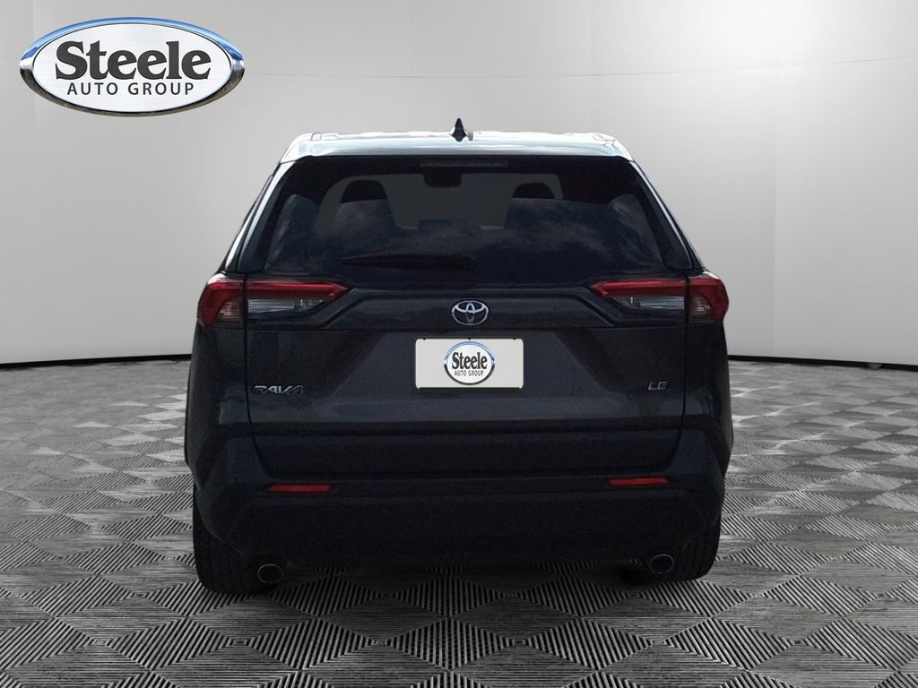 Used 2024 Toyota RAV4 LE image 4