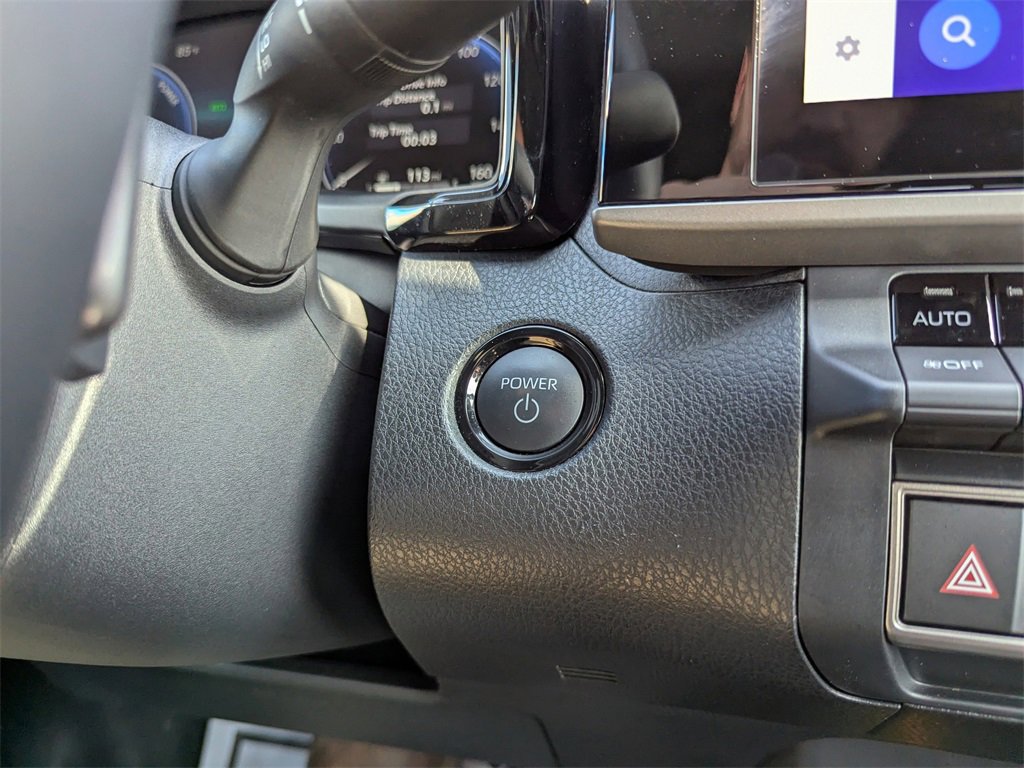 Used 2025 Toyota Camry XSE image 19