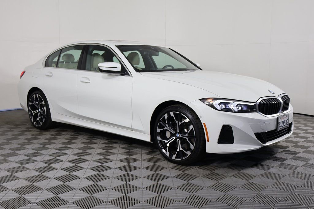 Used 2025 BMW 330i Sedan w/ Premium Package image 3