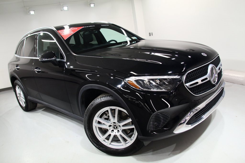 Used 2025 Mercedes-Benz GLC 300 GLC 300 image 8