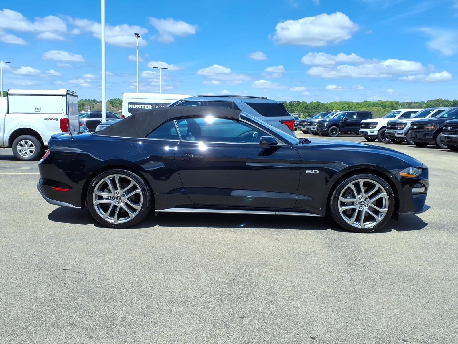 Used 2019 Ford Mustang GT Premium w/ Equipment Group 401A RWD image 6