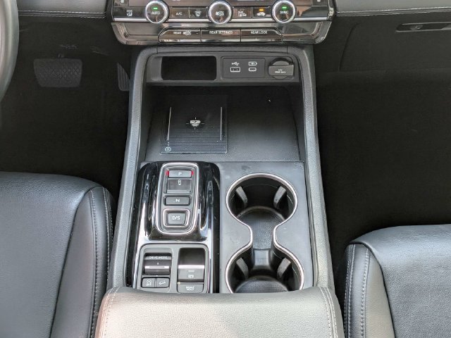 Used 2024 Honda Pilot Touring image 18