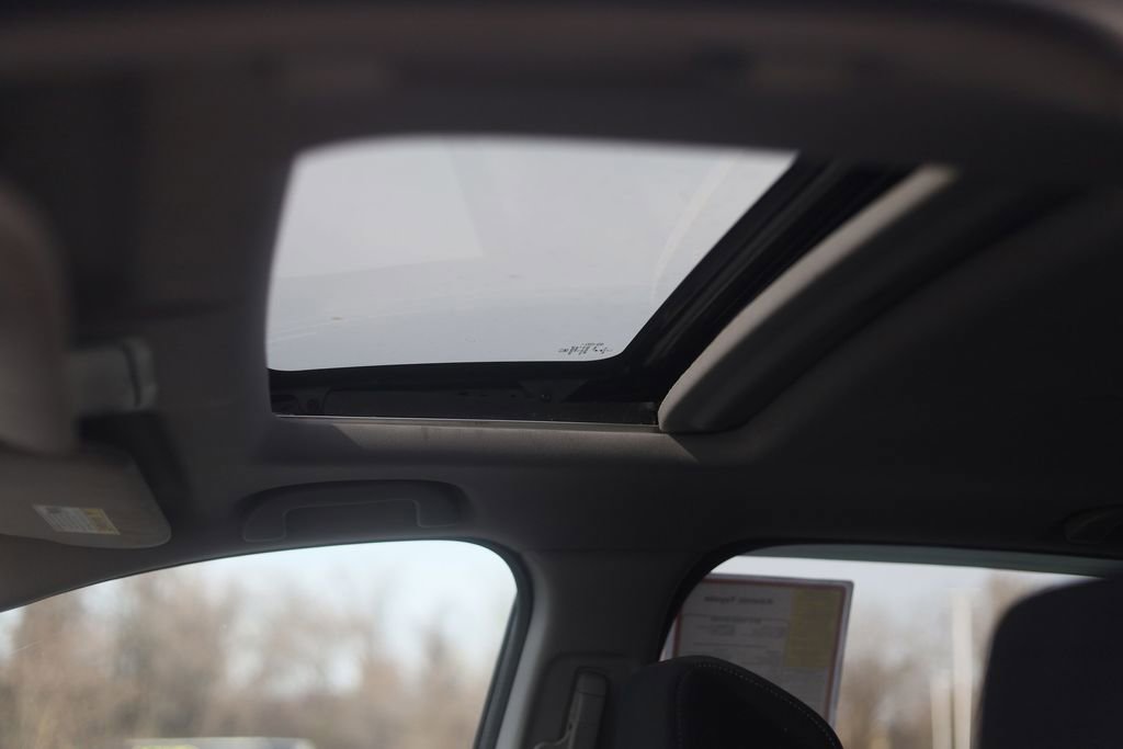 Used 2019 Honda CR-V EX image 6