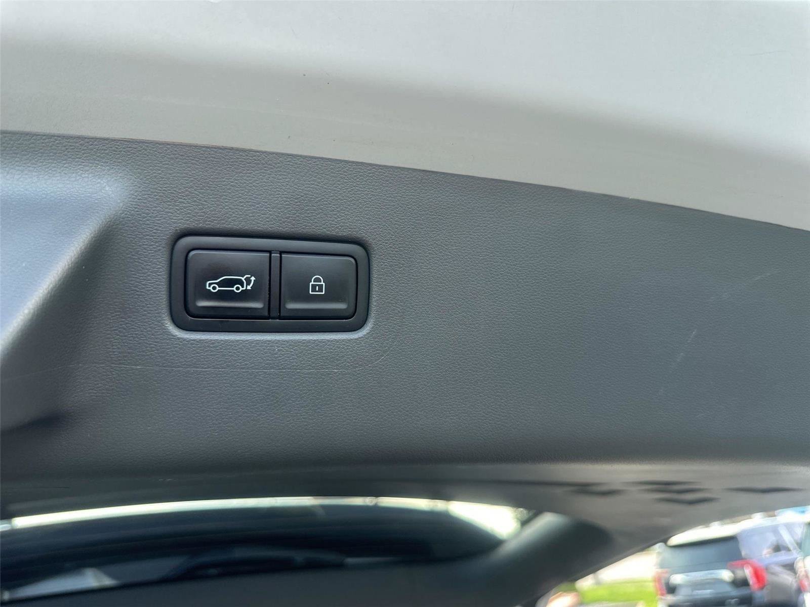 Used 2025 Hyundai Santa Fe SEL AWD/4WD image 21