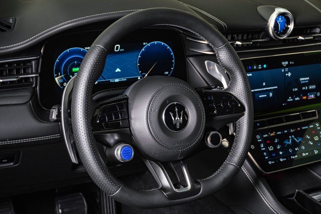 Certified 2025 Maserati Grecale Modena AWD/4WD image 20