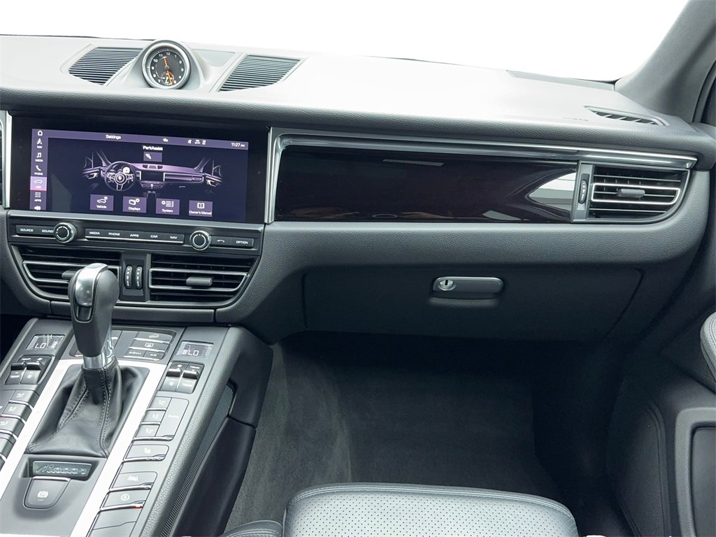 Used 2021 Porsche Macan S image 19