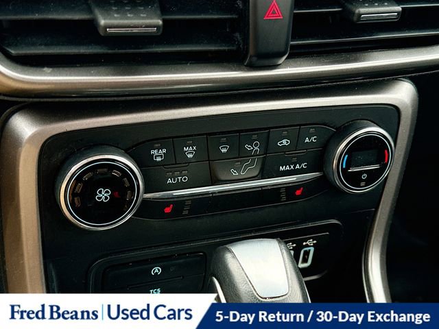Used 2019 Ford EcoSport SE w/ SE Convenience Package image 18