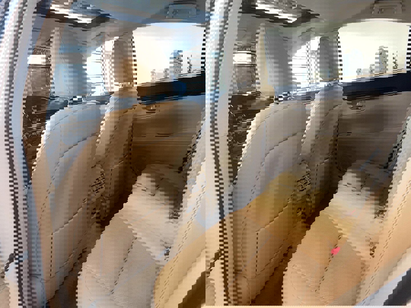 Used 2014 Lexus ES 350 w/ Premium Package image 7