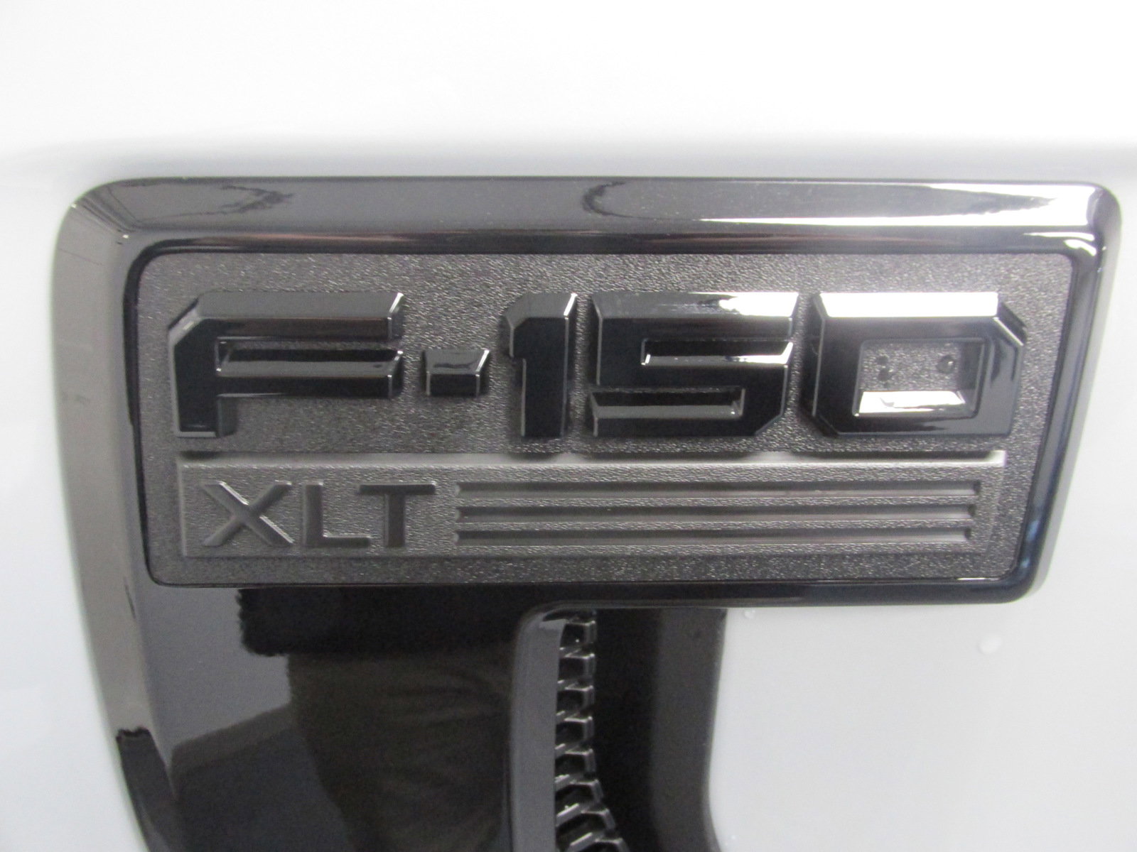 New 2025 Ford F150 XLT w/ Equipment Group 303A High image 19
