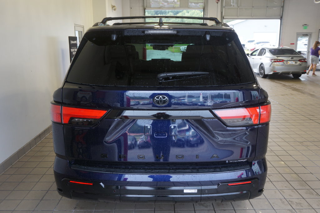 New 2026 Toyota Sequoia Platinum AWD/4WD image 21