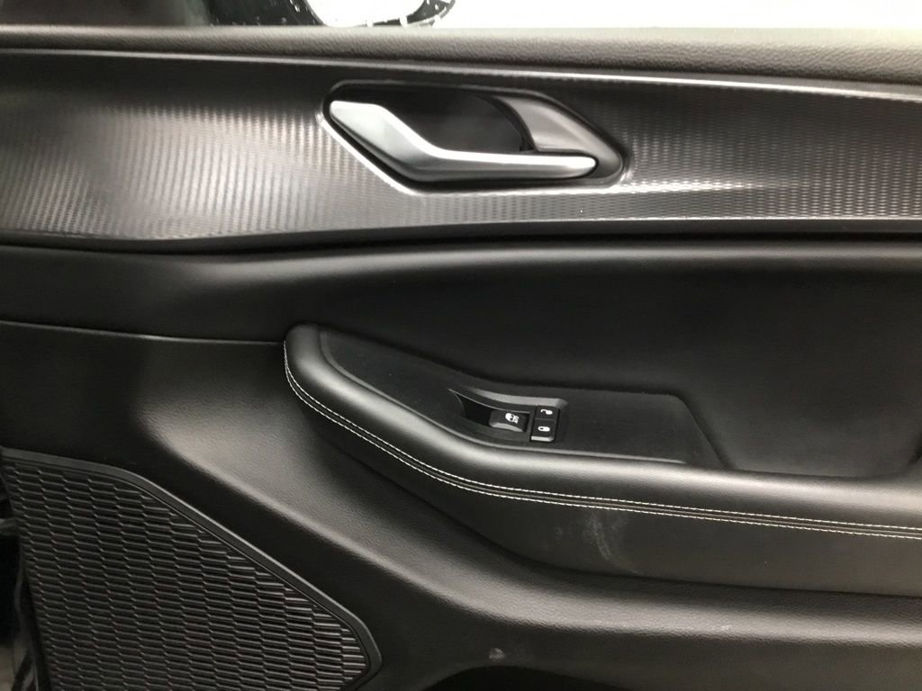 Used 2023 Jeep Grand Cherokee Altitude image 22