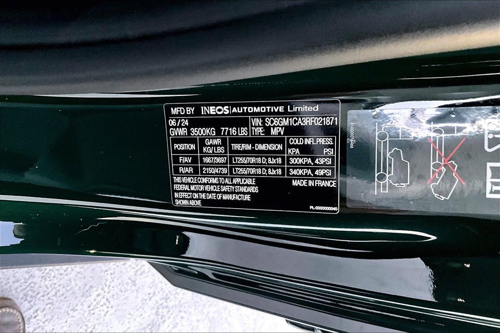 Used 2024 INEOS Grenadier Fieldmaster Edition image 17