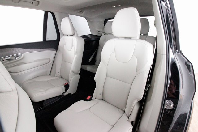Certified 2024 Volvo XC90 B6 Plus image 22