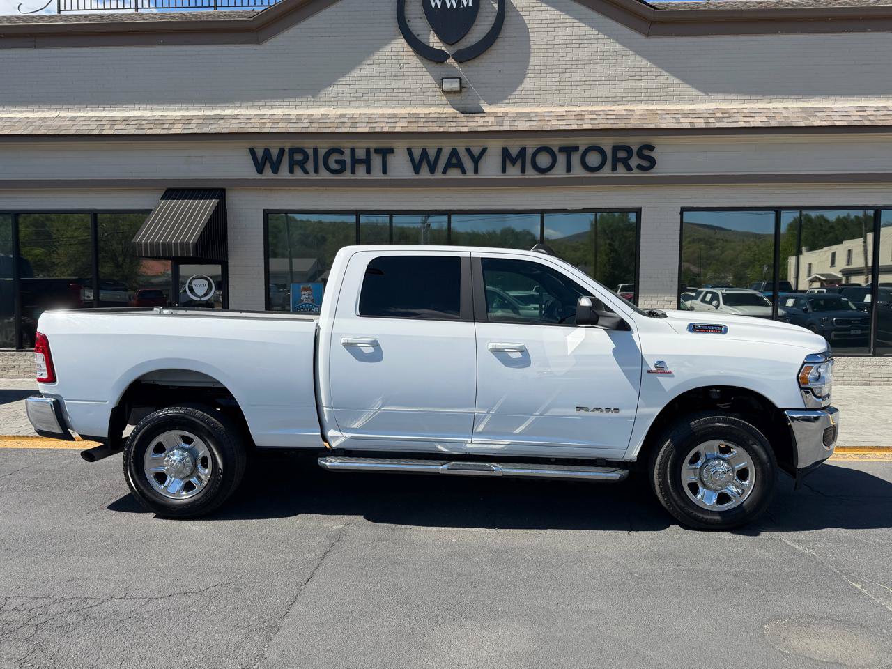 Used 2021 RAM 2500 Big Horn AWD/4WD image 2
