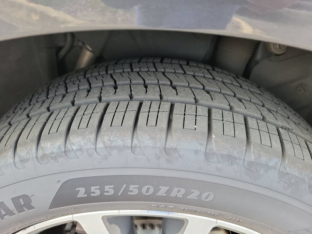 Used 2023 Jaguar F-PACE S AWD/4WD image 12