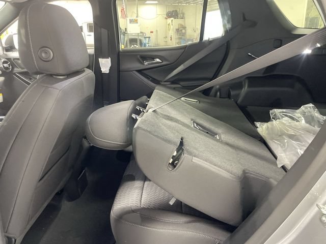 New 2027 Chevrolet Equinox LT AWD/4WD image 24
