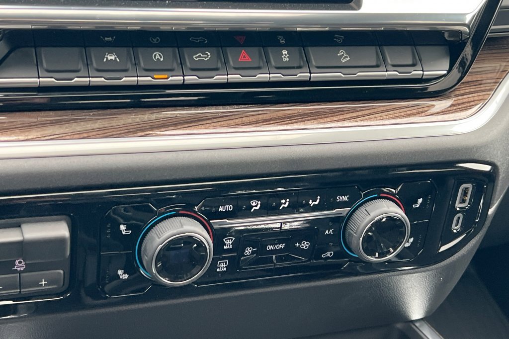 New 2026 Chevrolet Silverado 1500 LT Trail Boss w/ Convenience Package II image 17