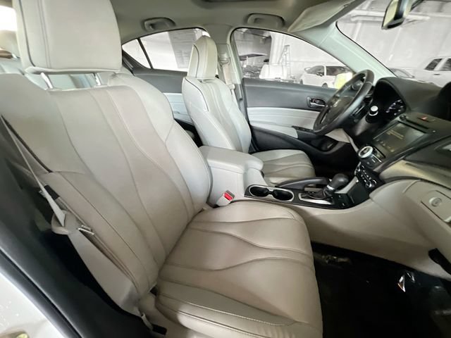 Used 2020 Acura ILX FWD image 30