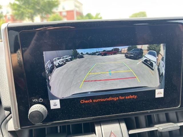 Used 2024 Toyota RAV4 SE w/ Convenience Package image 17