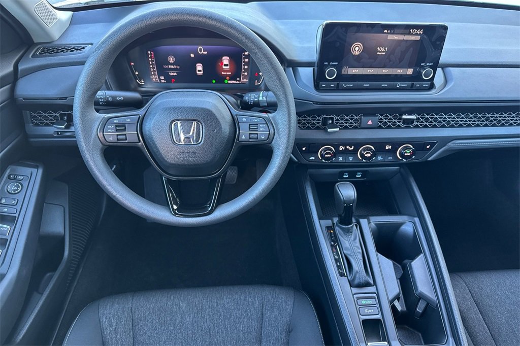 Certified 2025 Honda Accord SE image 13