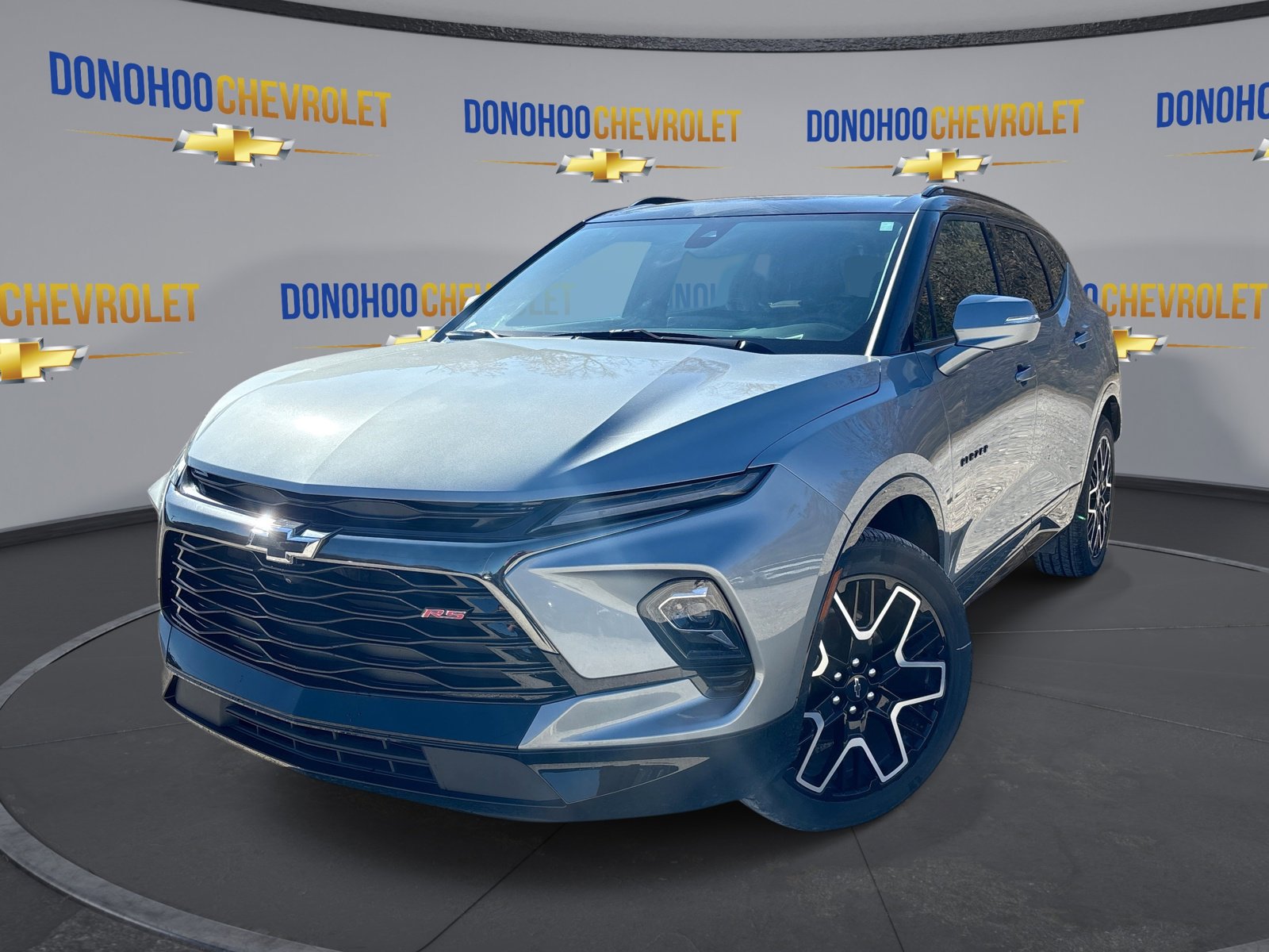 Used 2023 Chevrolet Blazer RS w/ Driver Confidence II Package image 4