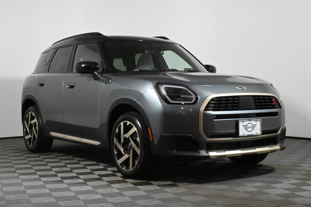 Used 2025 MINI Cooper Countryman S w/ Comfort Package Max image 9