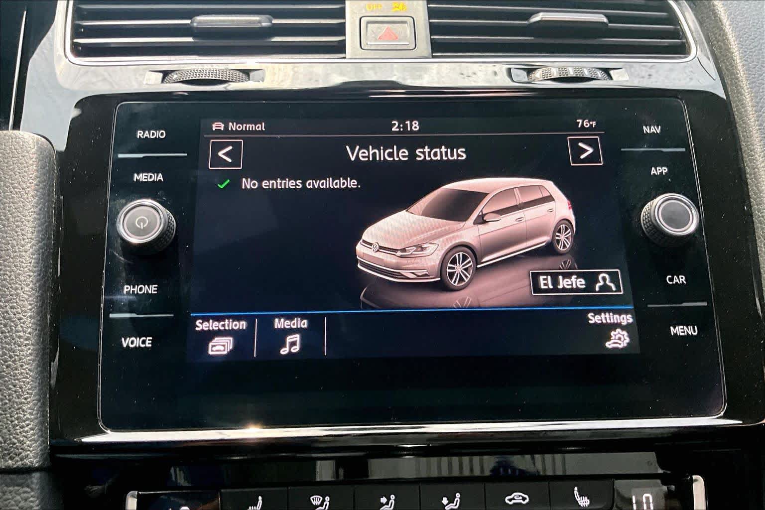 Used 2018 Volkswagen Golf R 4-Door AWD/4WD image 35