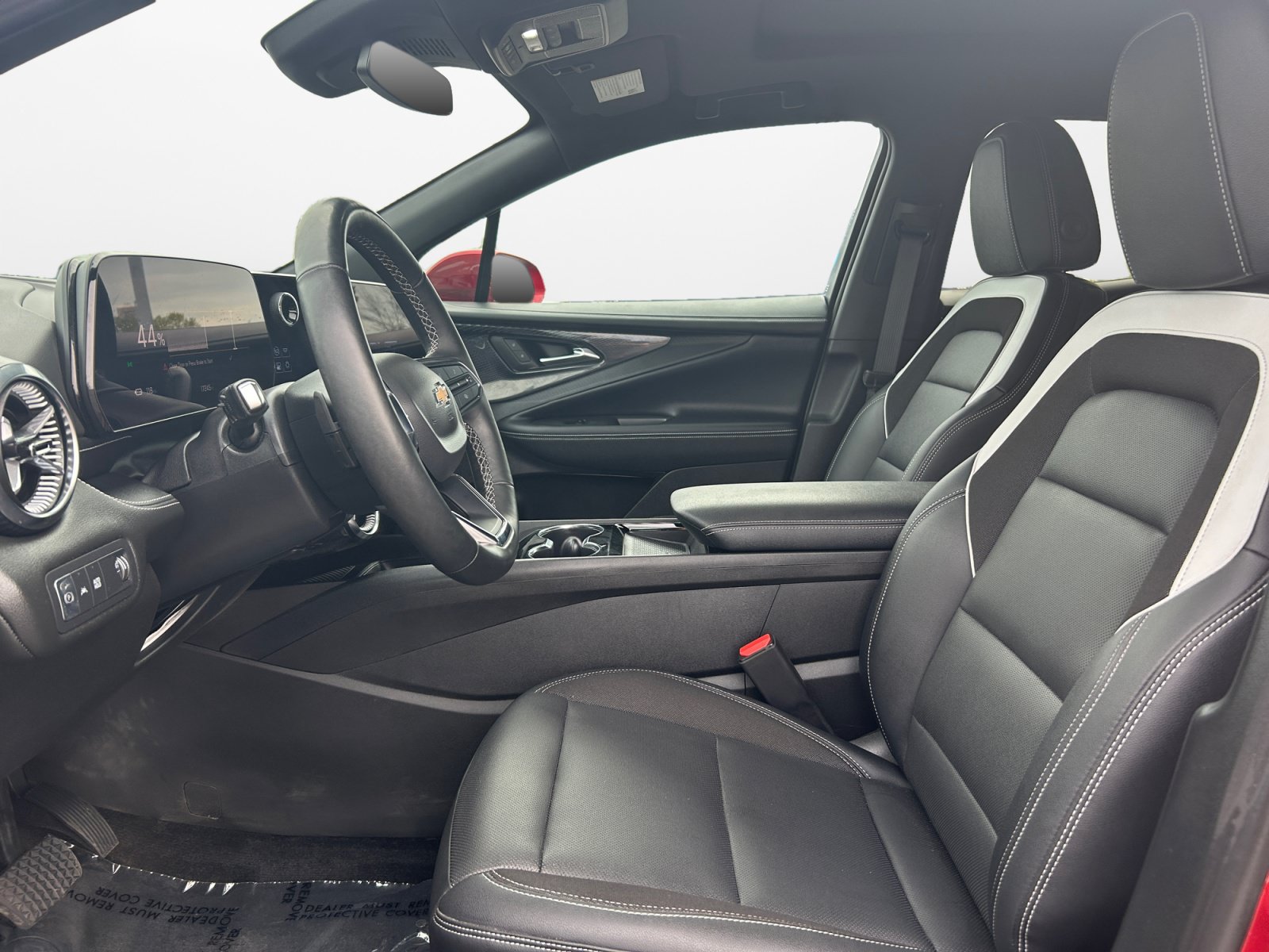Used 2024 Chevrolet Blazer EV LT AWD/4WD image 10