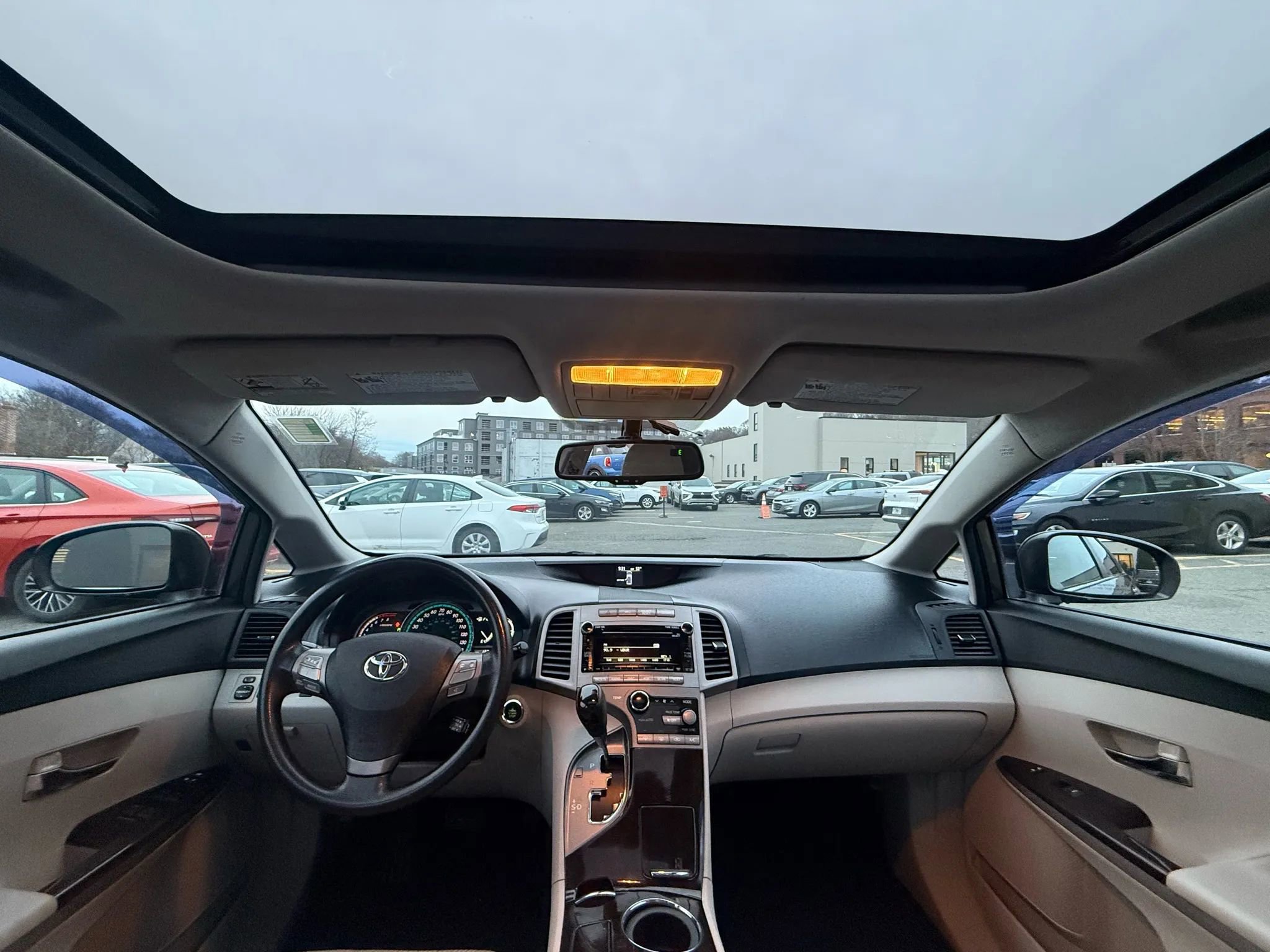 Used 2010 Toyota Venza AWD image 8