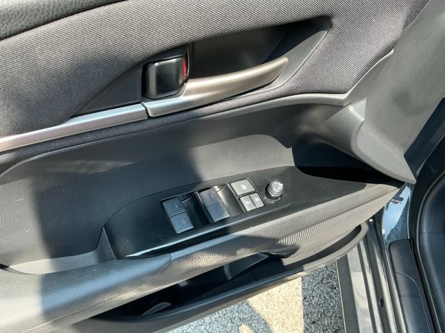 Used 2025 Toyota Camry LE FWD image 14