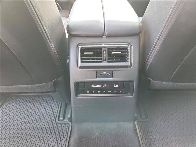 Used 2024 MAZDA CX-90 Plug-In Hybrid w/ Preferred AWD/4WD image 23
