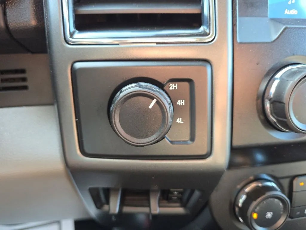 Used 2021 Ford F250 XLT AWD/4WD image 22
