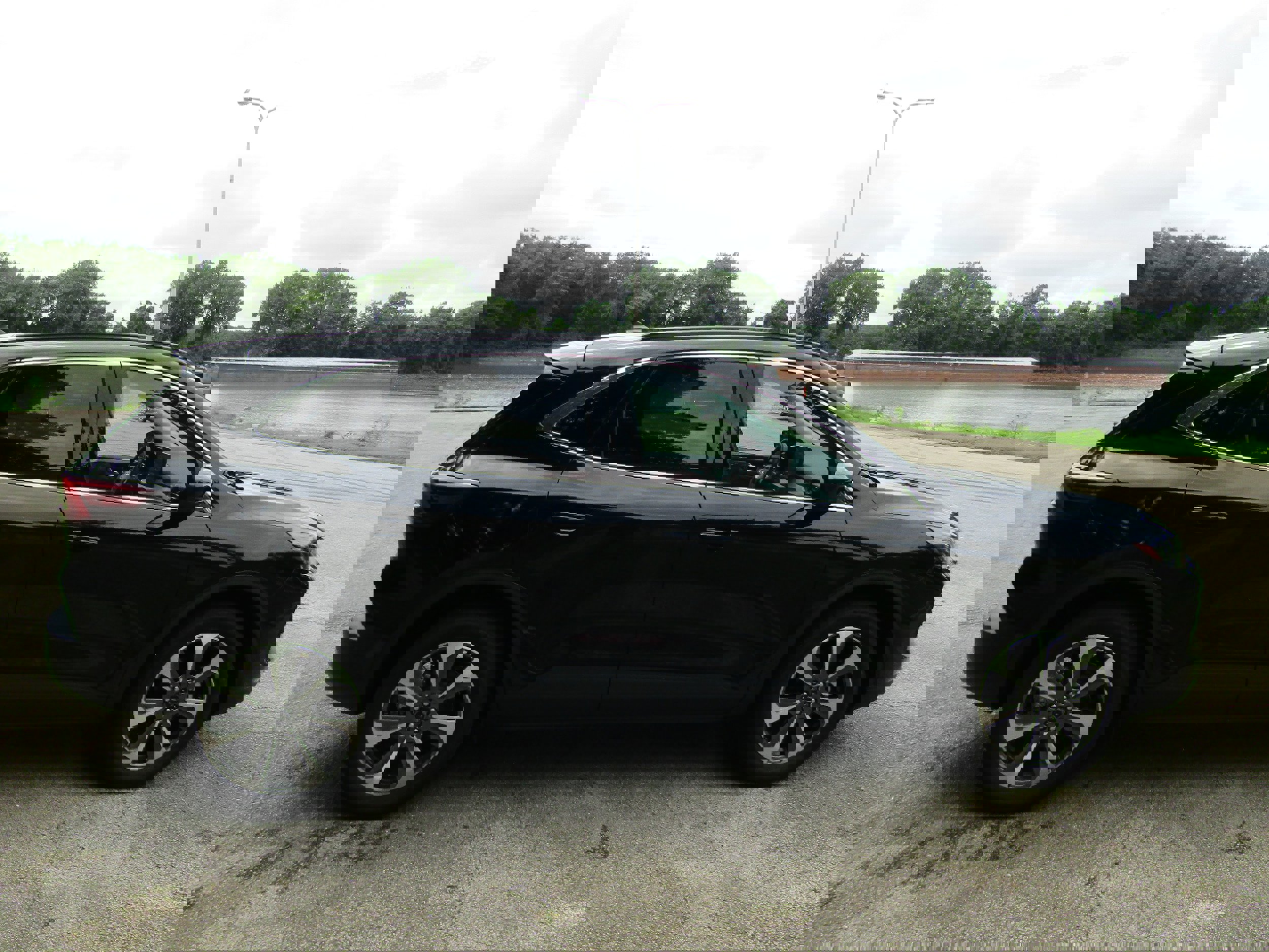 Certified 2023 Ford Escape Platinum image 6