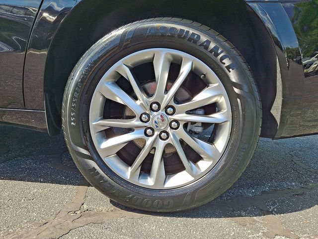 Certified 2023 Buick Enclave Avenir w/ Avenir Technology Package AWD/4WD image 33