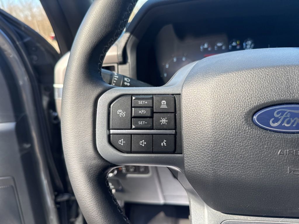 Used 2025 Ford F150 XLT w/ Equipment Group 302A MID image 18