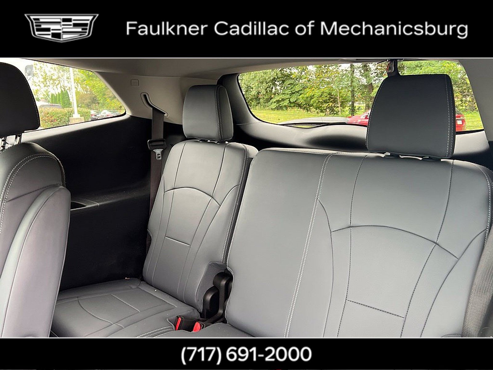Used 2020 Buick Enclave Essence w/ Sound and Sites Package FWD image 16