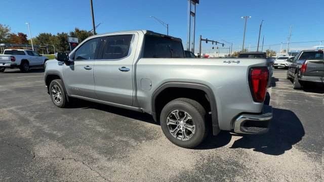 Used 2025 GMC Sierra 1500 SLT AWD/4WD image 6