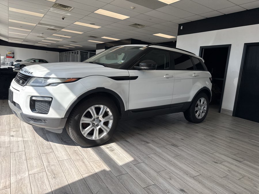 Used 2016 Land Rover Range Rover Evoque SE Premium AWD/4WD image 1