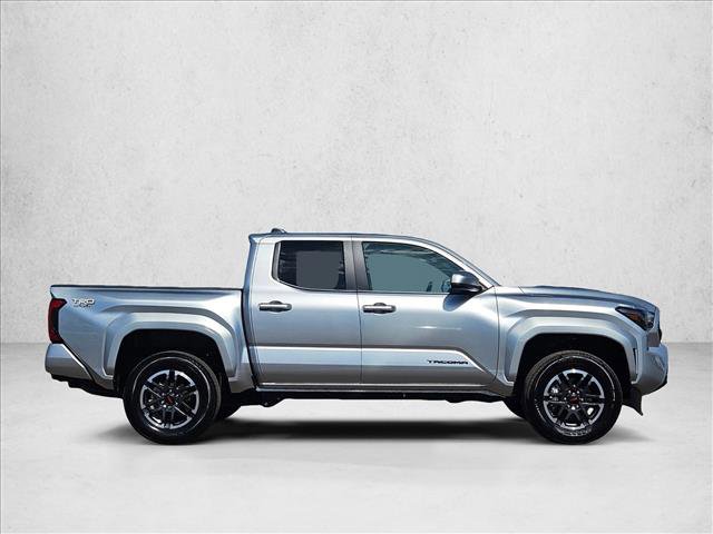 Used 2025 Toyota Tacoma TRD Sport image 4