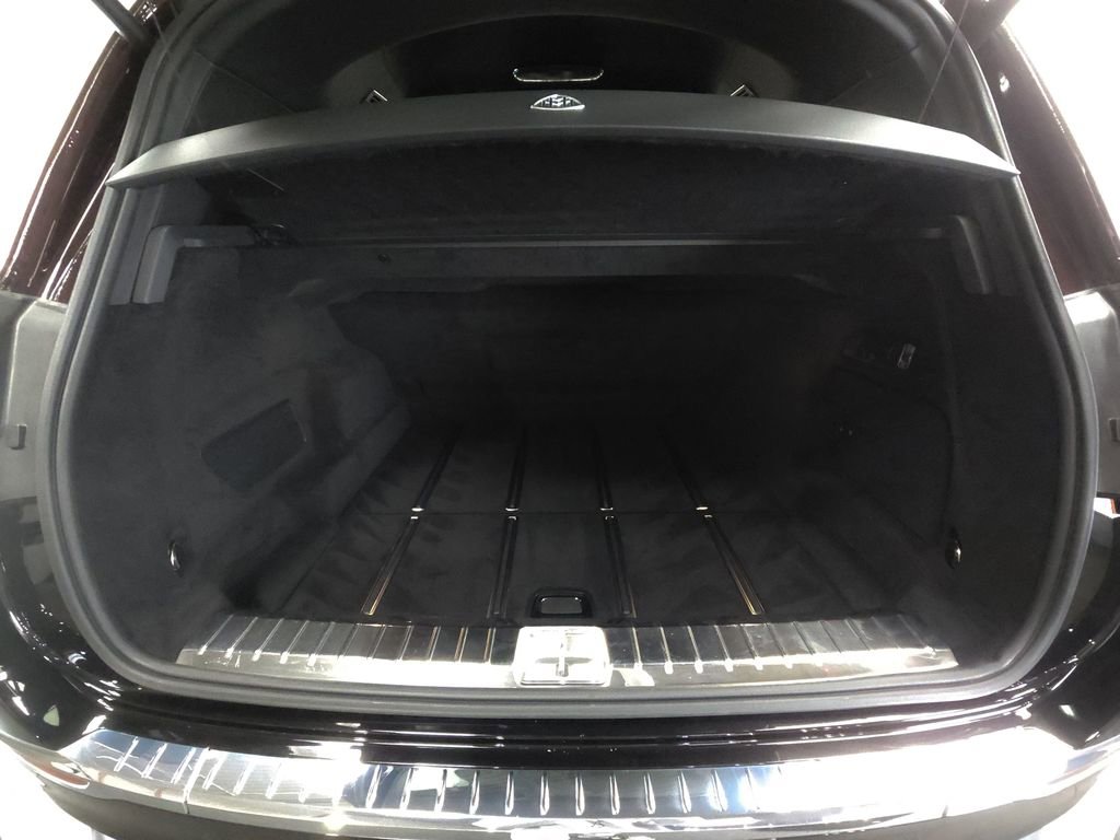 Used 2024 Mercedes-Benz Maybach GLS 600 4MATIC image 33