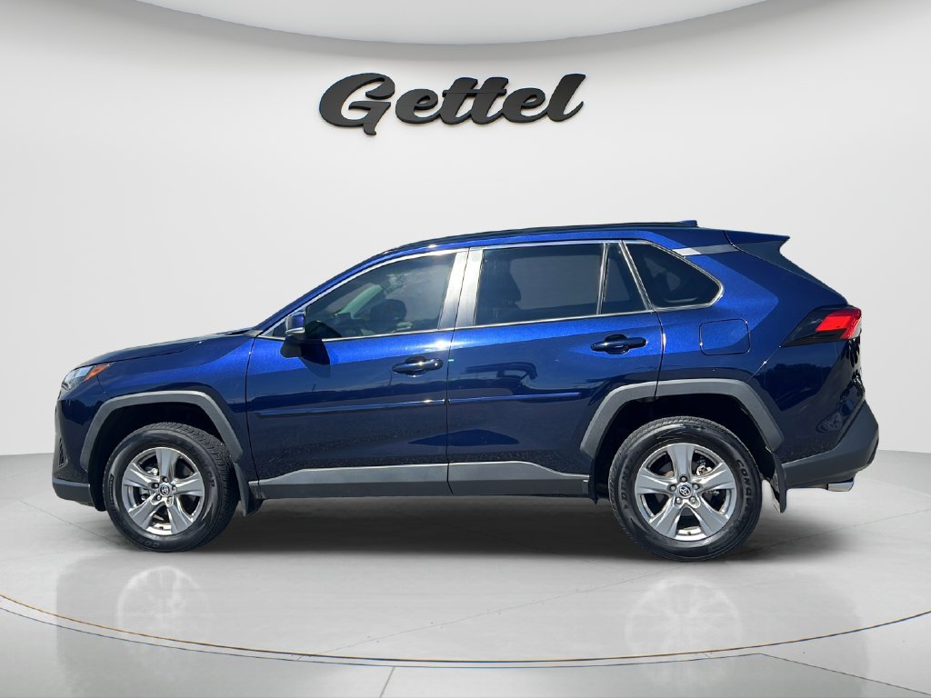 Used 2024 Toyota RAV4 XLE w/ Convenience Package FWD image 8