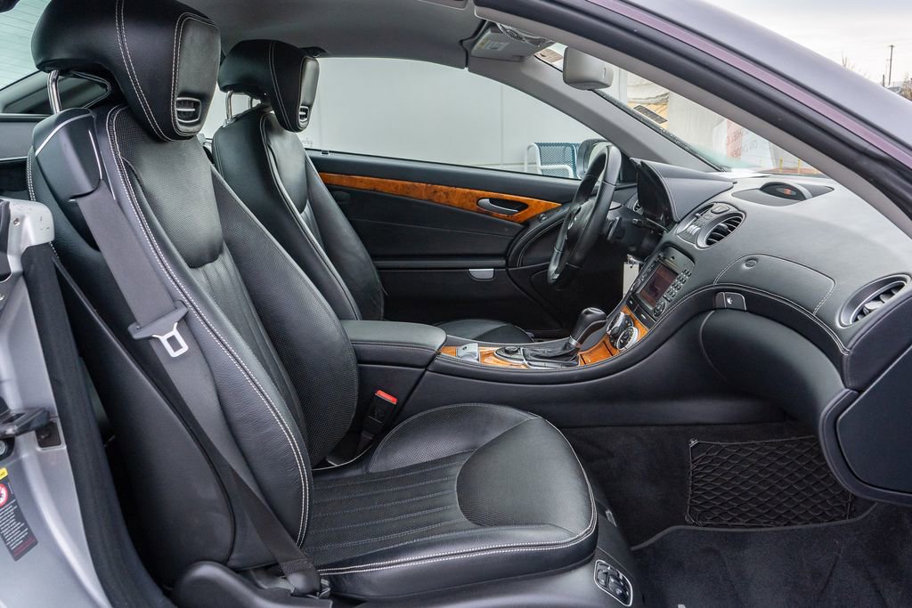 Used 2012 Mercedes-Benz SL 550 image 15