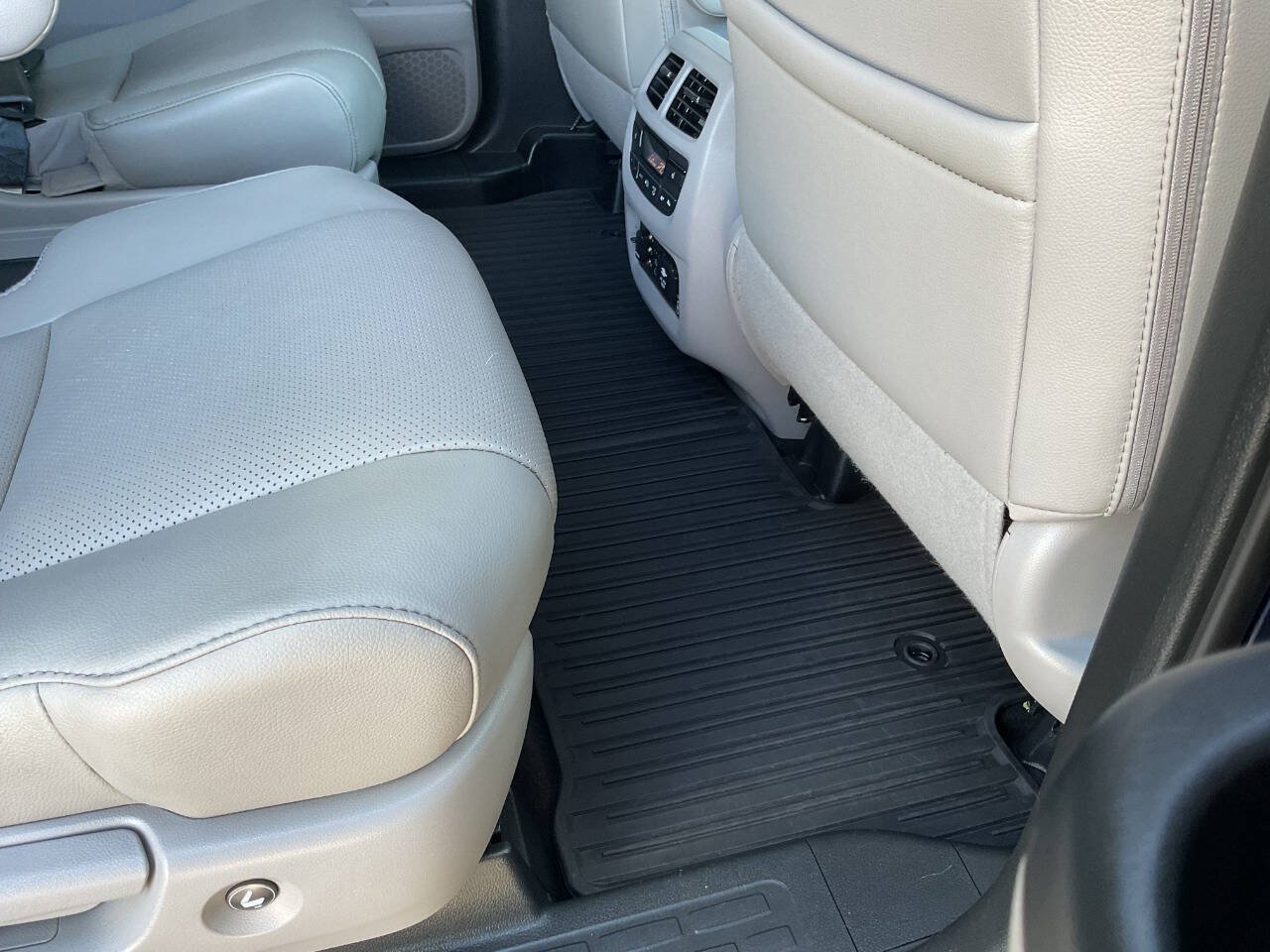 Used 2016 Honda Pilot Elite image 51