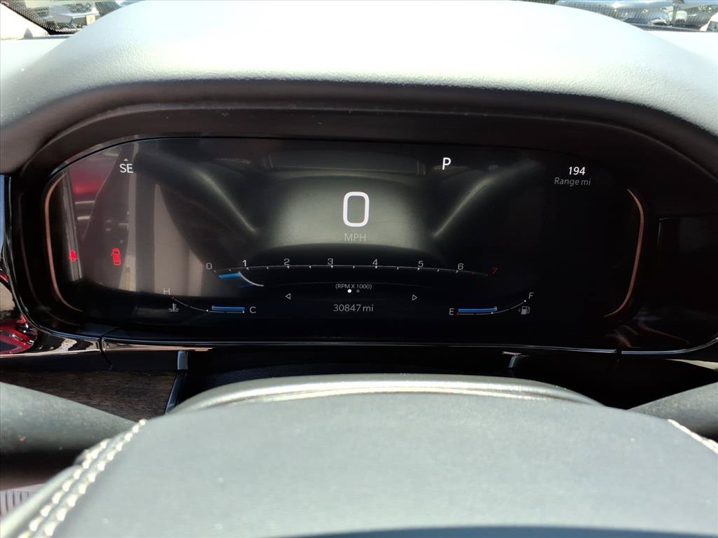 Used 2022 Jeep Grand Wagoneer Series II AWD/4WD image 16