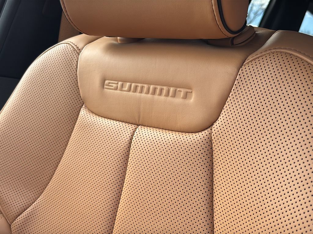 Used 2024 Jeep Grand Cherokee L Summit image 47