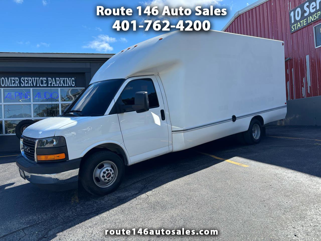 Used 2017 GMC Savana 3500 Extended image 1