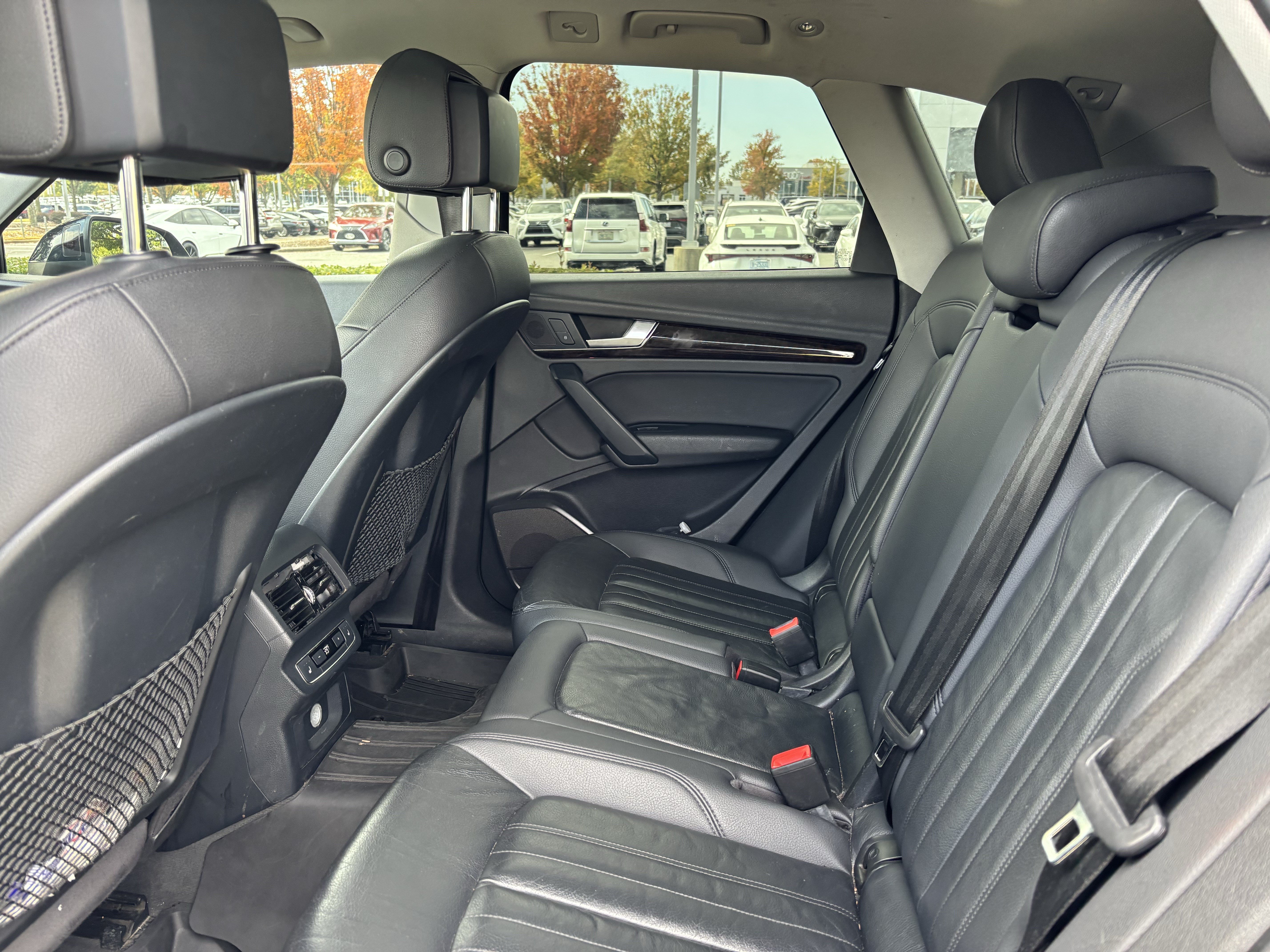 Used 2018 Audi Q5 2.0T Premium Plus w/ Premium Plus Package AWD/4WD image 19