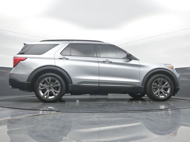 Used 2021 Ford Explorer XLT w/ Equipment Group 202A RWD image 54