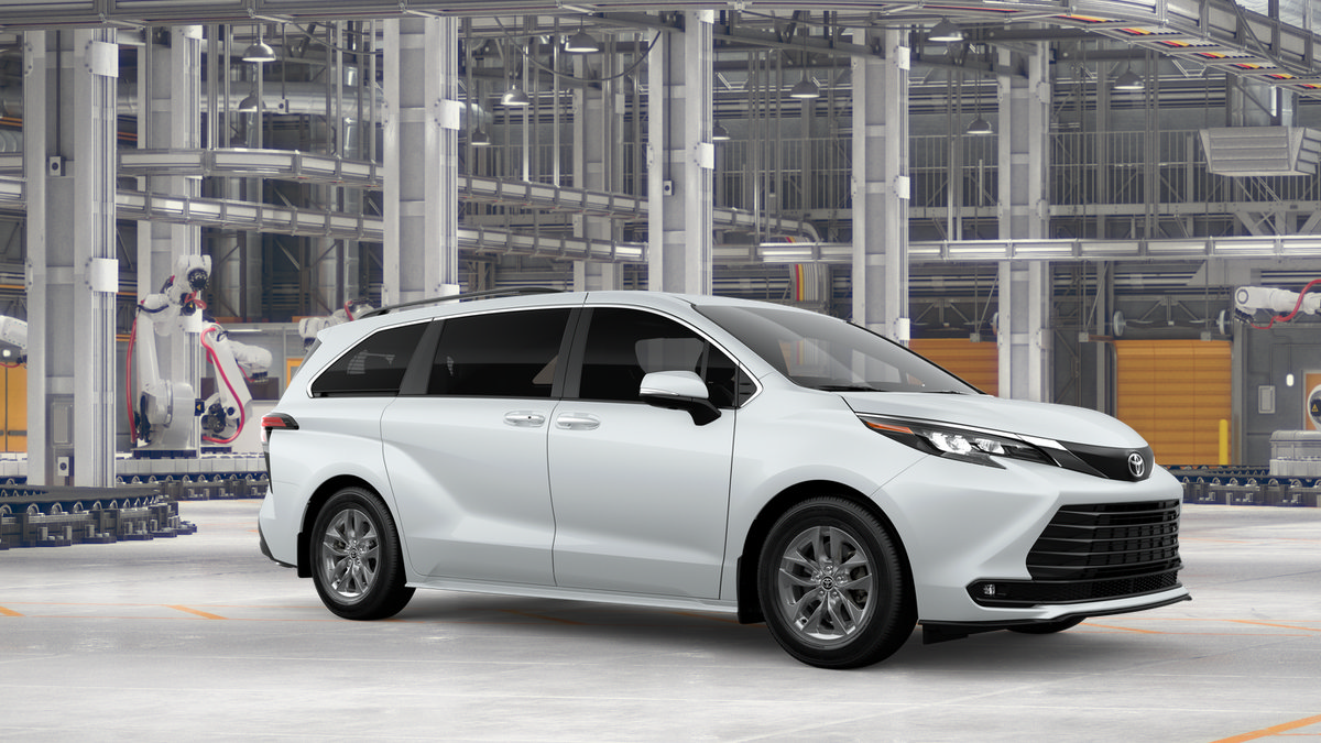 New 2026 Toyota Sienna XLE AWD/4WD image 14