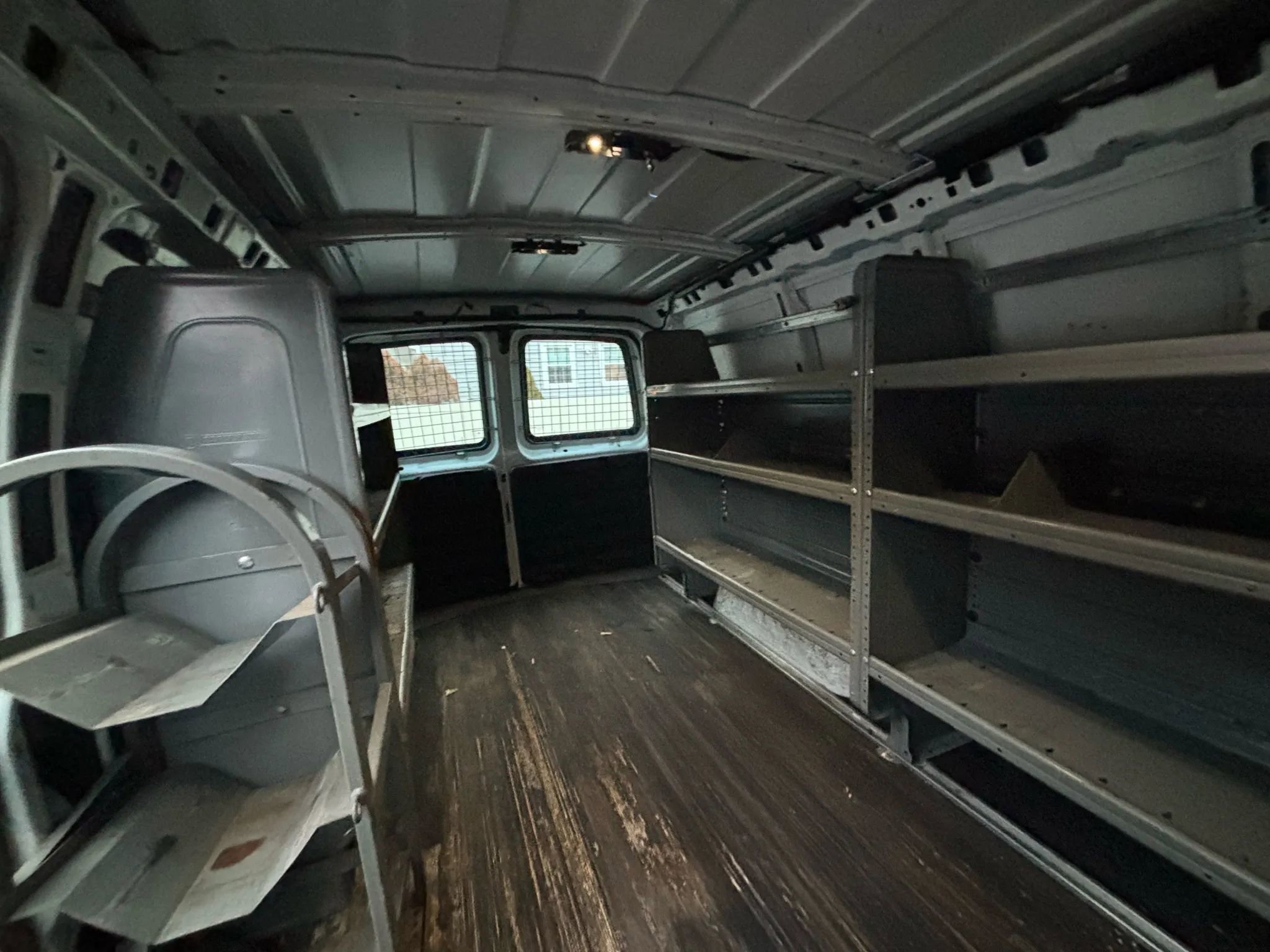 Used 2017 GMC Savana 2500 image 22